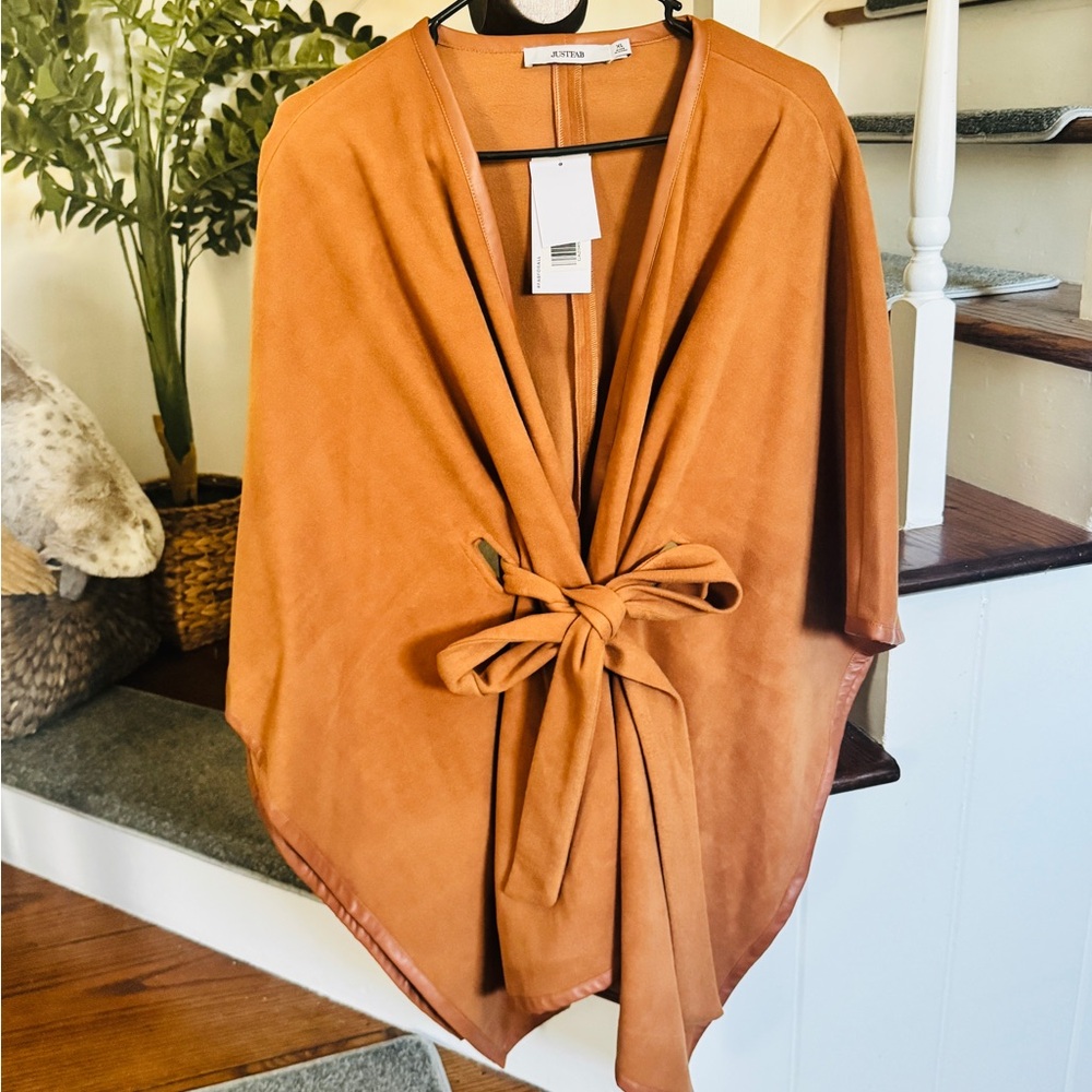 Just fab Faux suede belted cognac color cape with faux leather trim size XL